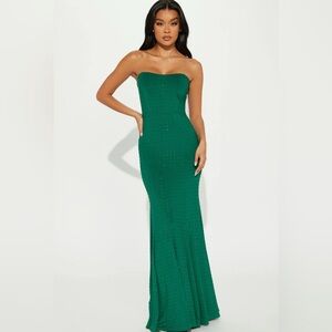 Fashion Nova Esmeralda Rhinestone Gown-Turquoise-(Look Like Emerald Green)Sz M💚🔥